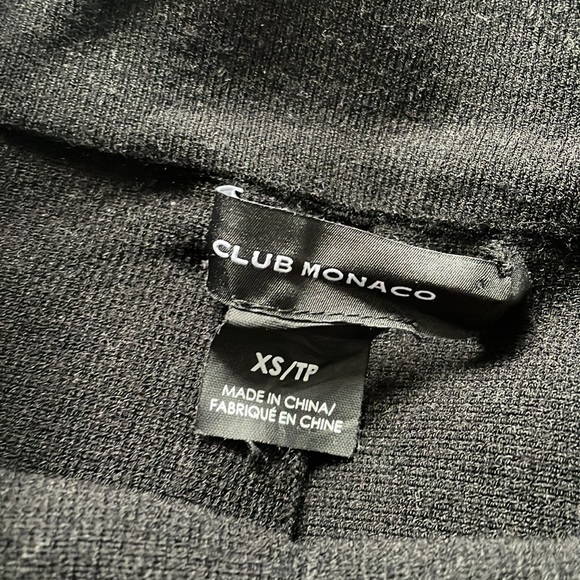 Black Club Monaco skirt - Picture 2 of 2